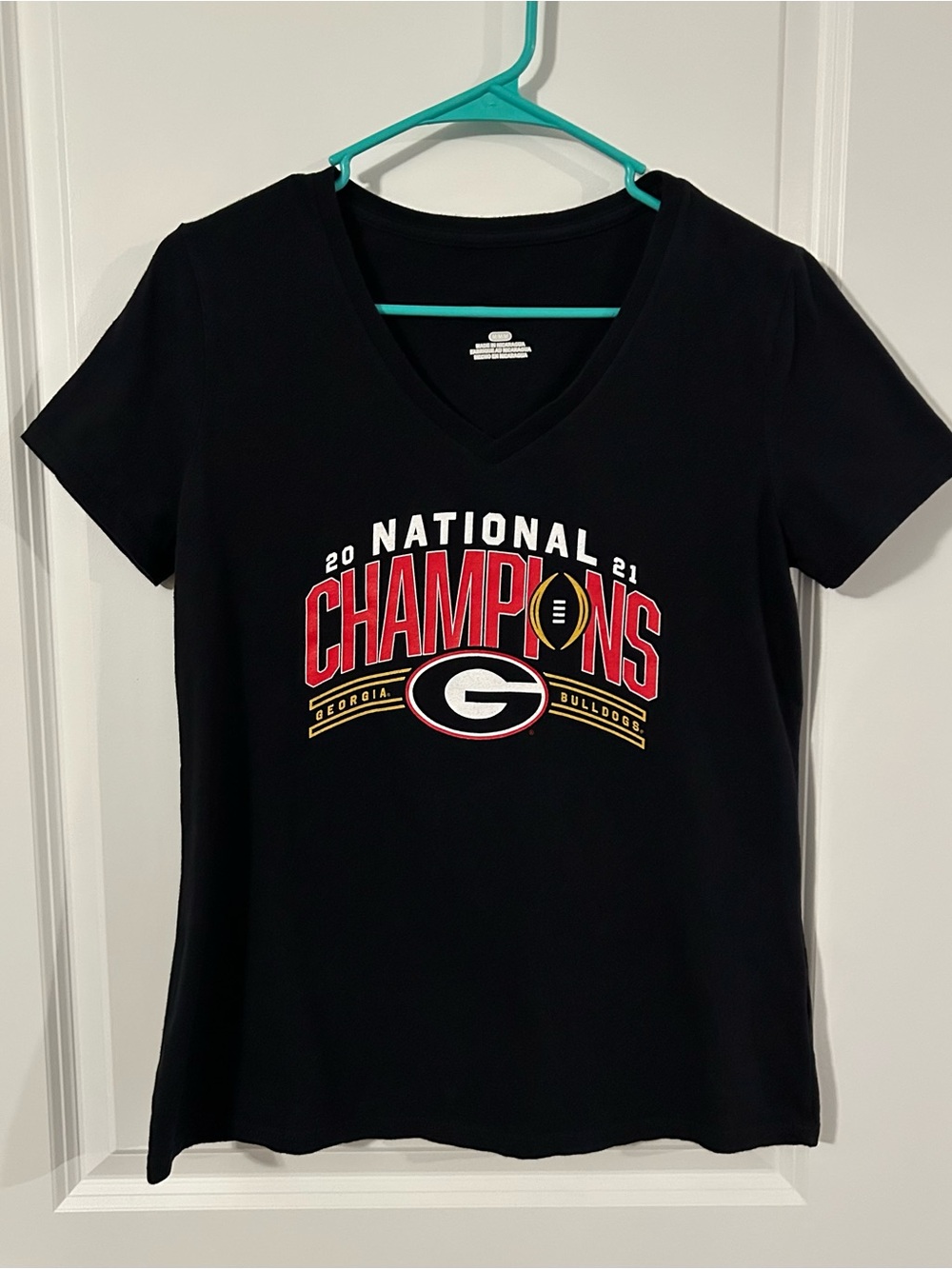 Georgia Bulldogs Black National Champions V‑Neck Tee